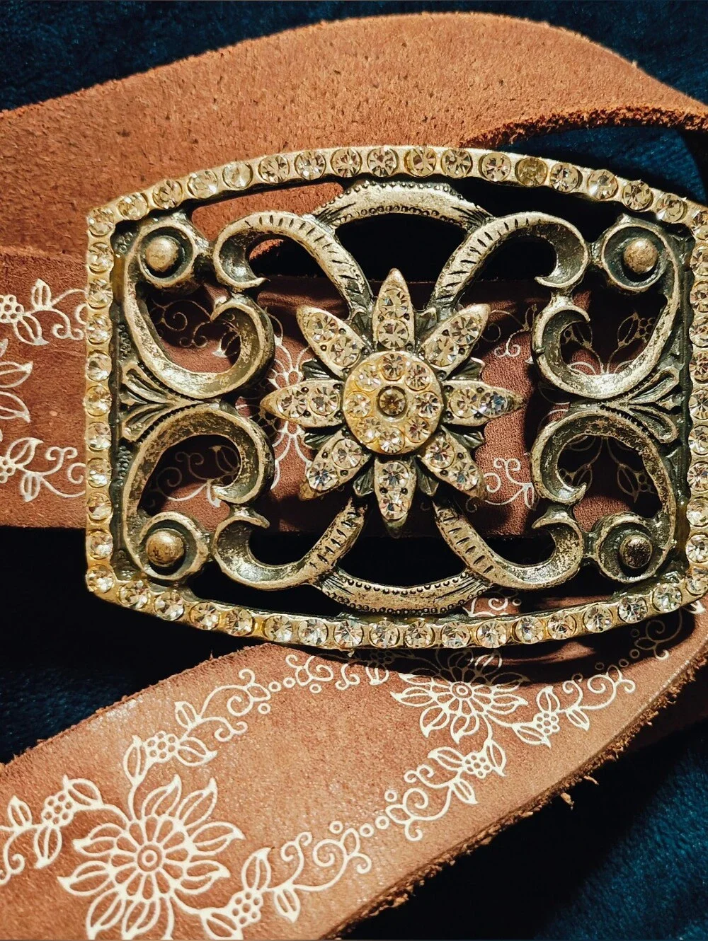 VTG Streets Ahead 90s Leather Western Belt Large Rhinestone Tooled Floral Boho